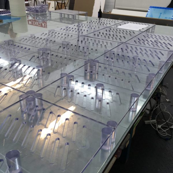 laboratorium kunststof zuurkast verhogers